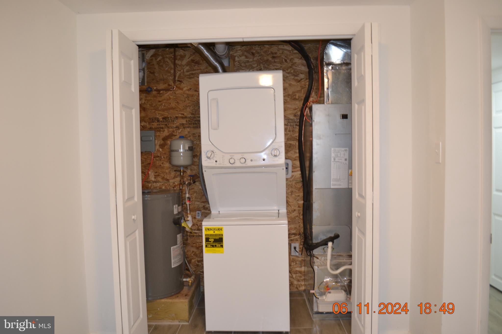 329 A Bar Harbor Road Pasadena, MD 21122 - Photo 7 of 18