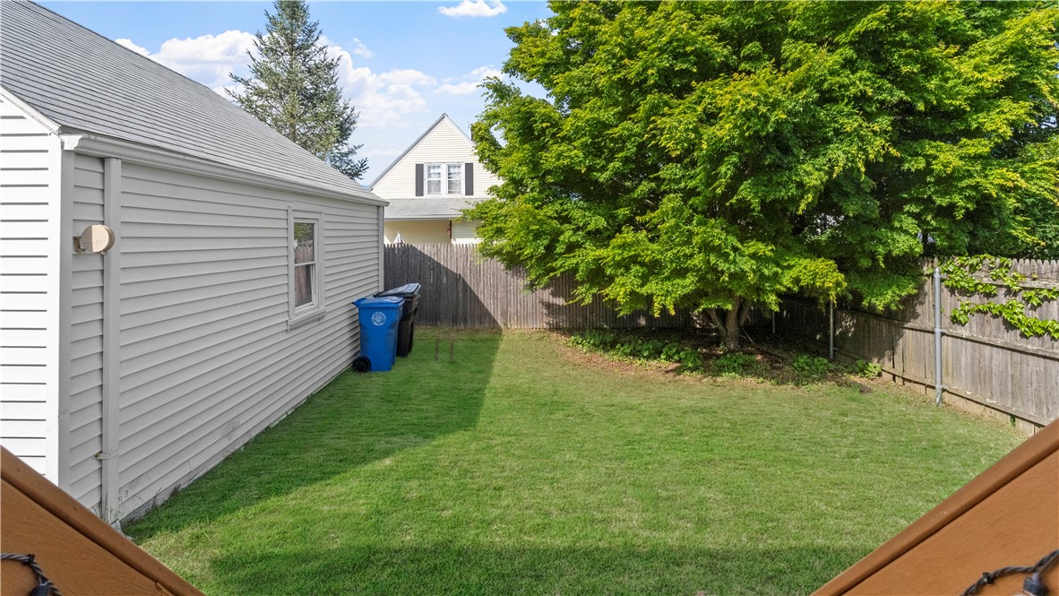 21 Brookwood Road Cranston, RI 02910 - Photo 13 of 14