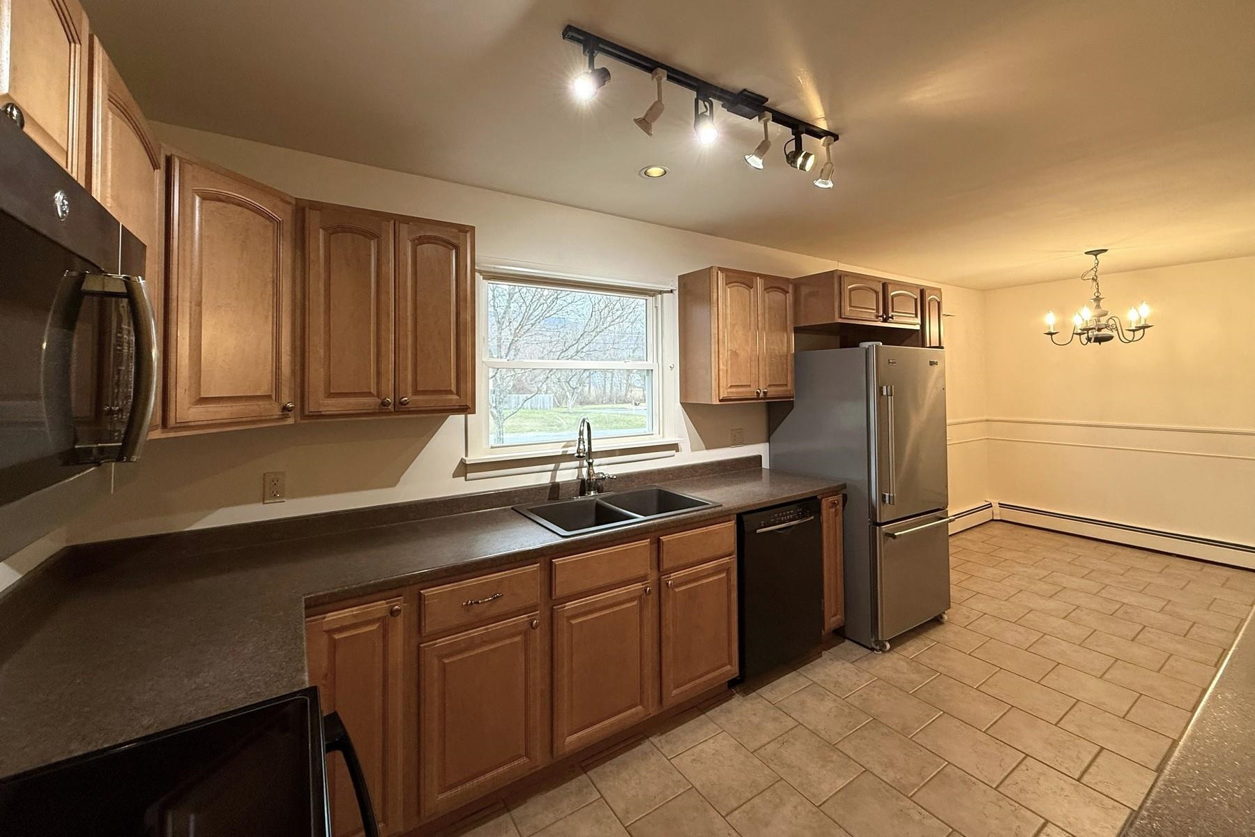 3 Green Knolls Lane Rutland, VT 05701 - Photo 16 of 47