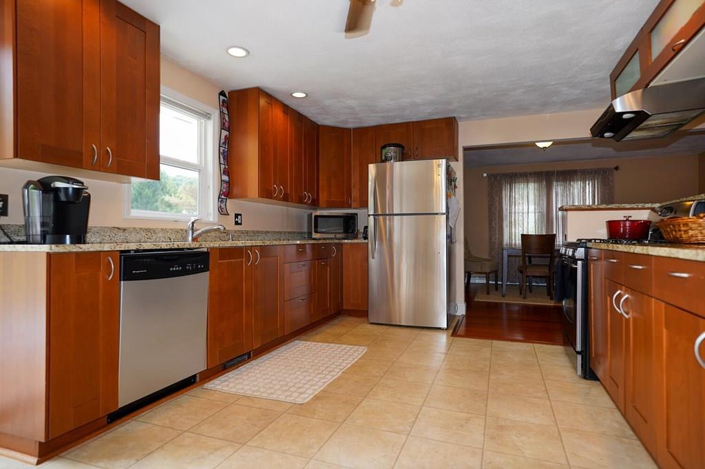 5 Rickey Drive Maynard, MA 01754 - Photo 9 of 28