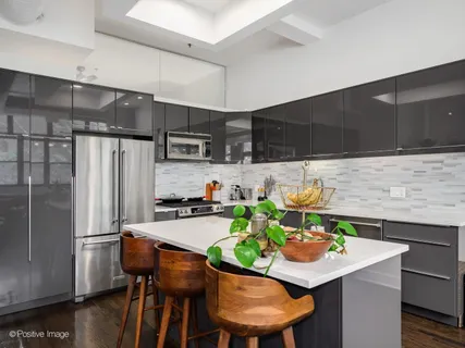$999,000 | 1201 West Wrightwood Avenue, Unit 7, Chicago, IL 60614