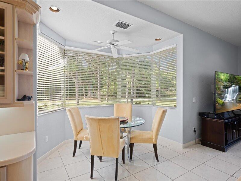 11333 Acme Road Wellington, FL 33414 - Photo 17 of 83 Breakfast area