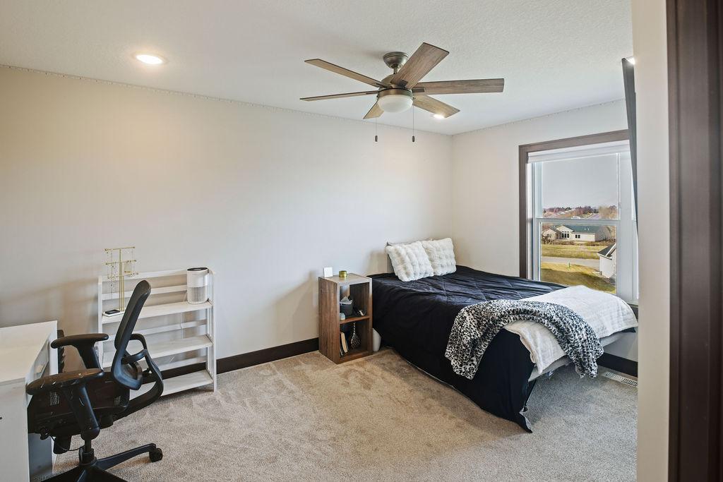 2120 Violet Lane Faribault, MN 55021 - Photo 20 of 44