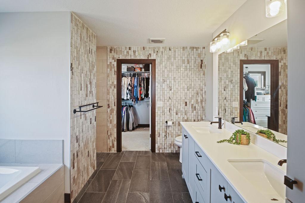 2120 Violet Lane Faribault, MN 55021 - Photo 27 of 44