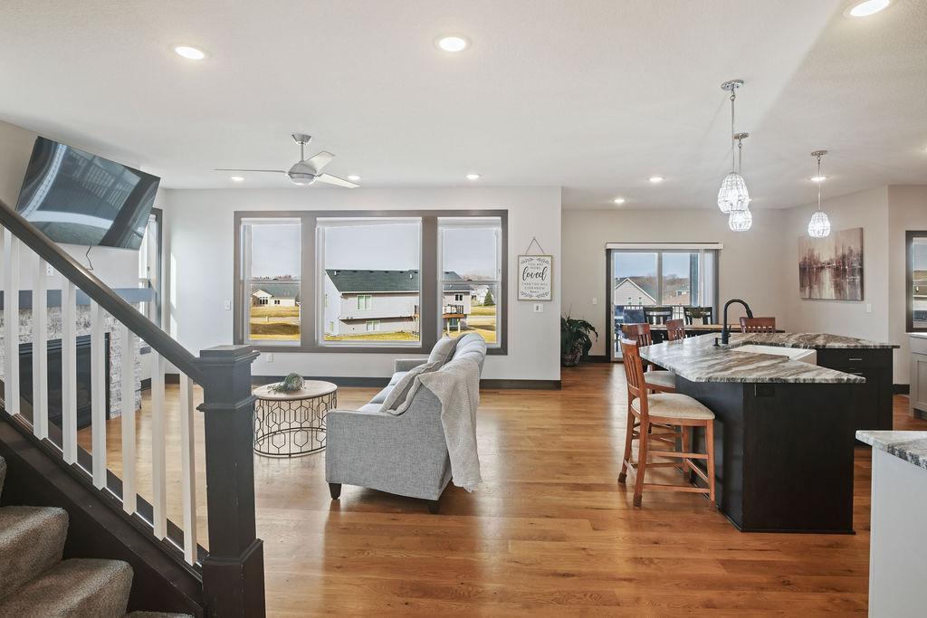 2120 Violet Lane Faribault, MN 55021 - Photo 4 of 44