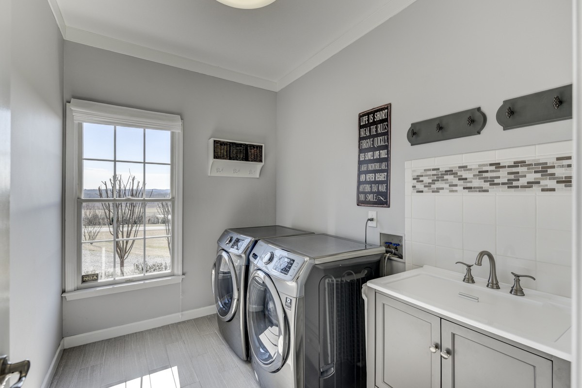 6530 Cox Road College Grove, TN 37046 - Photo 11 of 22 Laundry room located just off the kitchen