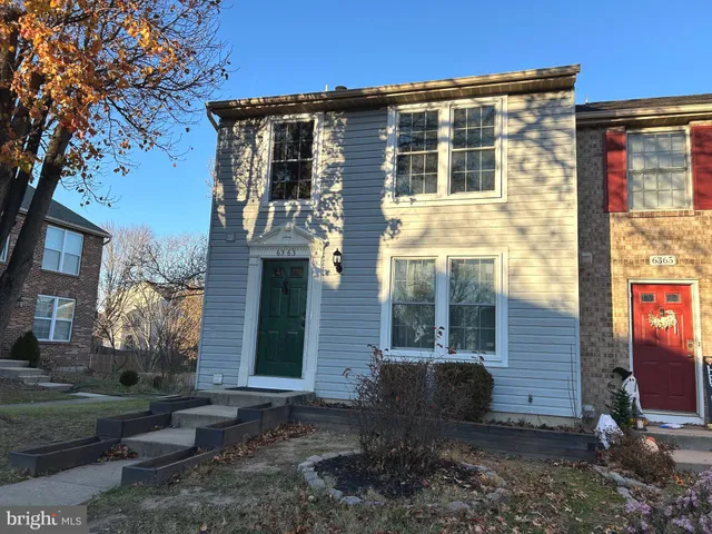 $2,700 | 6363 Generals Court, Centreville, VA 20121