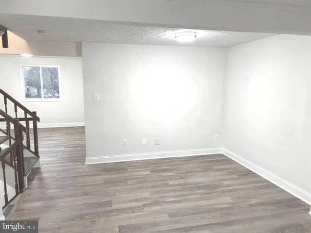 $2,700 | 6363 Generals Court, Centreville, VA 20121