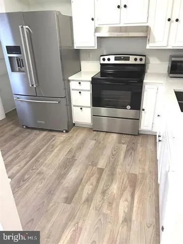 $2,700 | 6363 Generals Court, Centreville, VA 20121