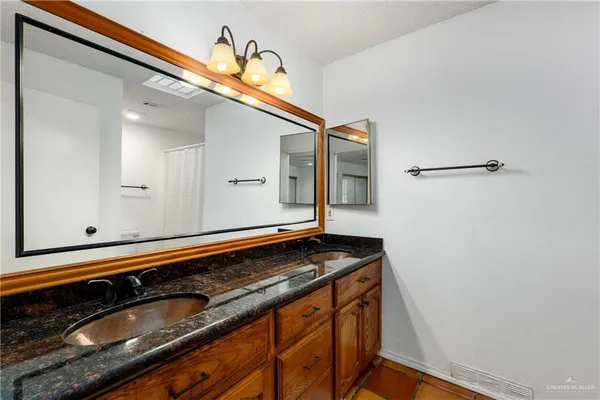 $1,600 | 500 East El Rancho Road, Unit 5, McAllen, TX 78503