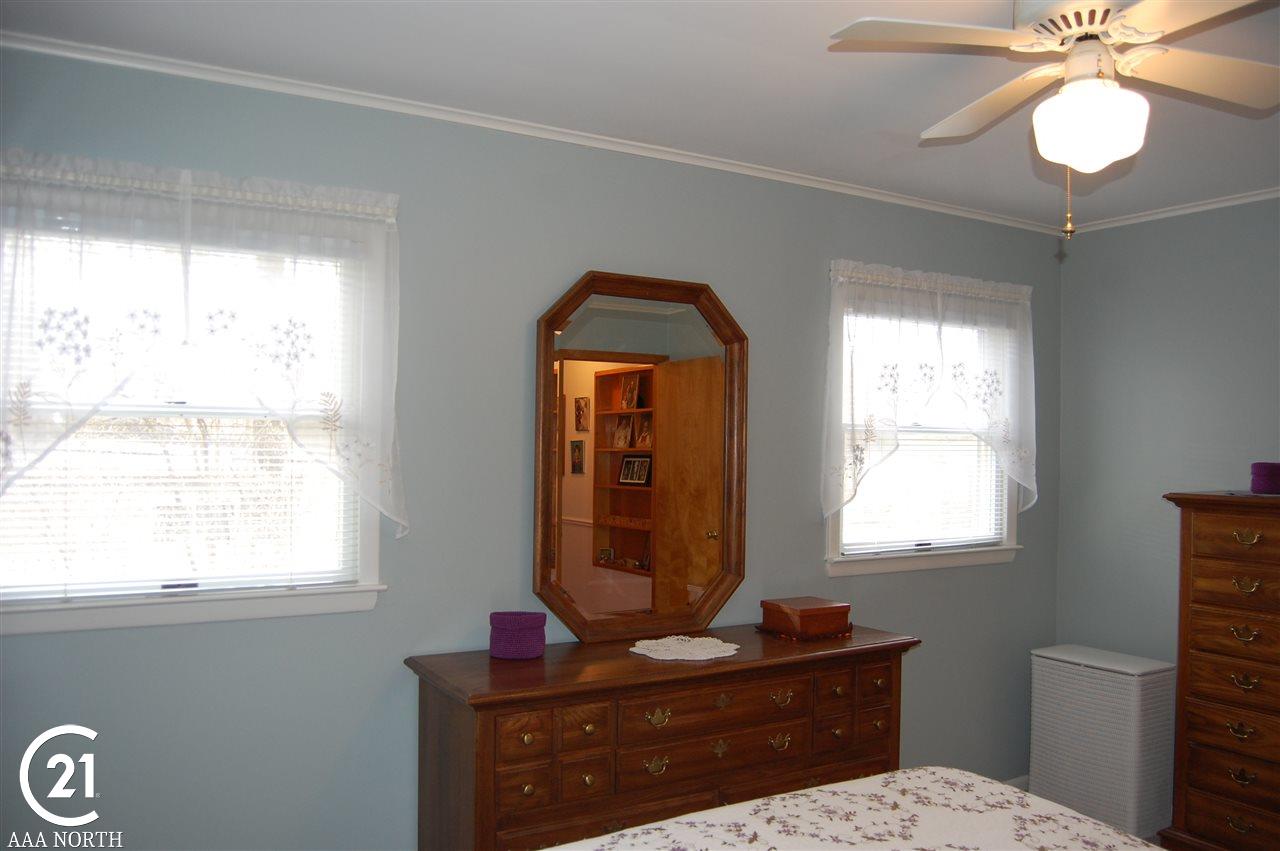 2695 East Snell Road Rochester, MI 48306 - Photo 18 of 40