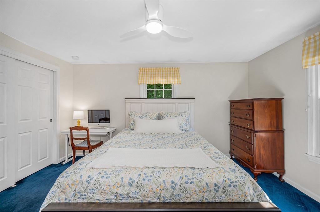 207 Trout Brook Road Dracut, MA 01826 - Photo 25 of 42