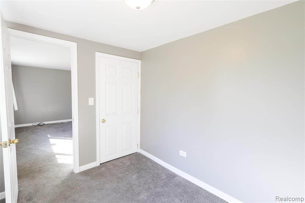 3319 Lakeview Street Monroe, MI 48162 - Photo 15 of 21