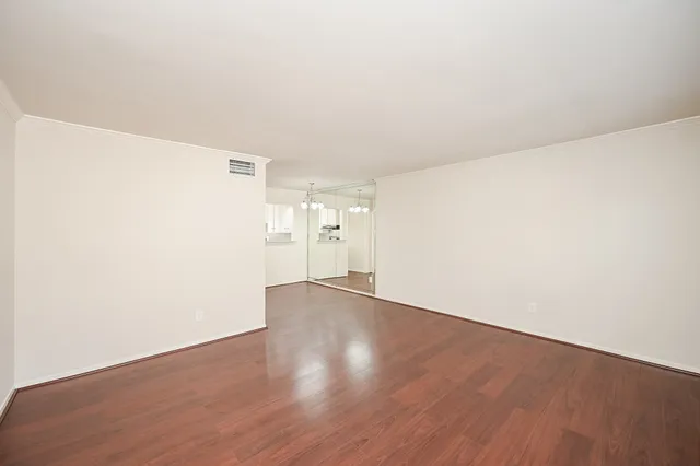 $100,000 | 5230 Arboles Drive, Unit 4, Houston, TX 77035