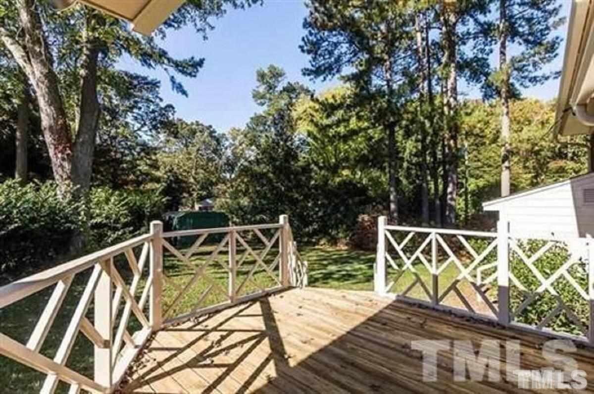 303 West Cornwall Road Cary, NC 27511 - Photo 5 of 5