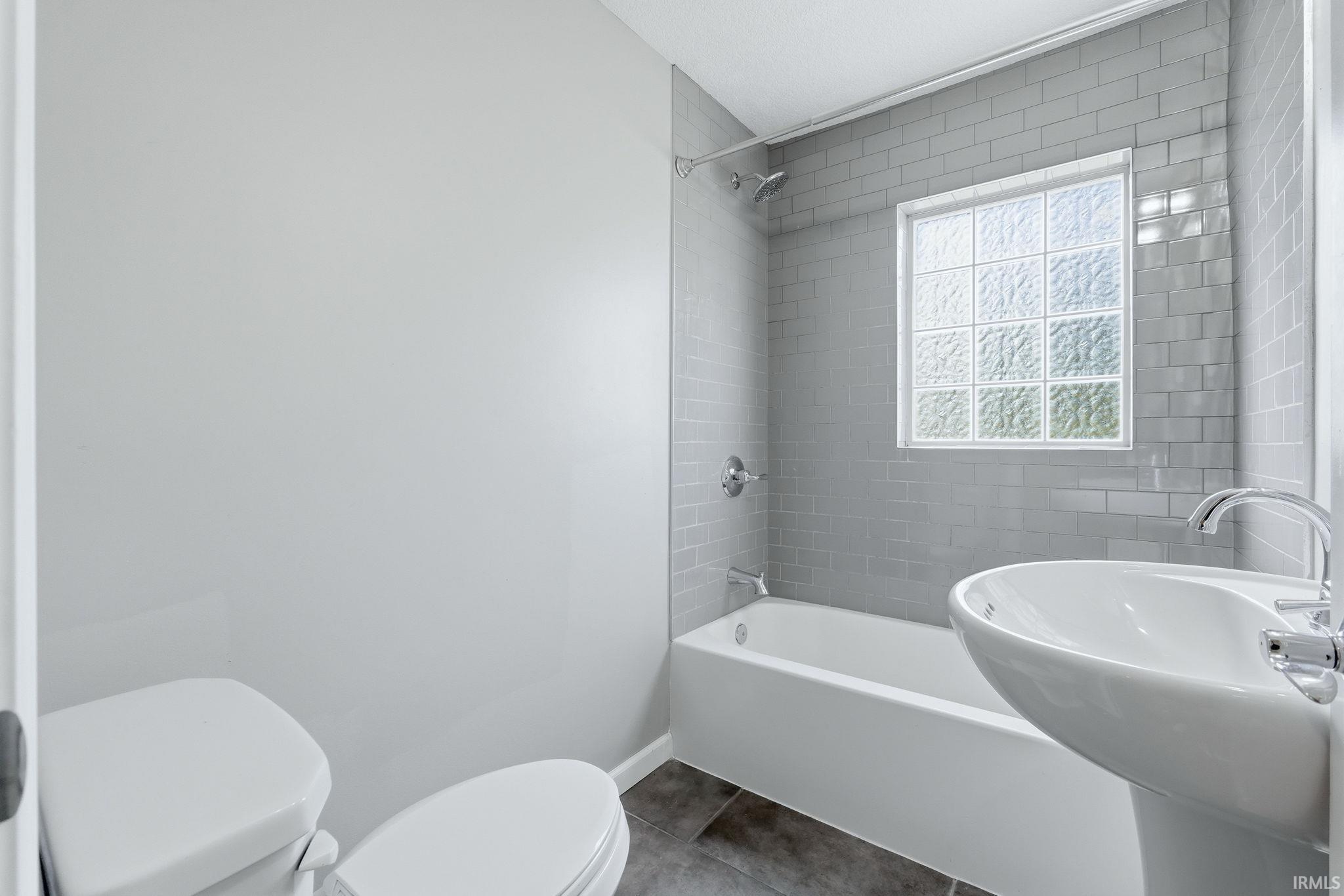 495 Himes Street Huntington, IN 46750 - Photo 21 of 35