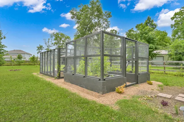 $475,000 | 9203 Whitetail Drive, Conroe, TX 77303