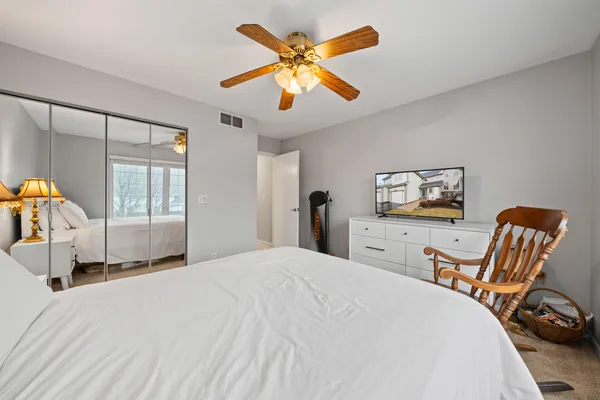 $415,000 | 1731 Woodland Circle, Unit 1226, Geneva, WI 53147