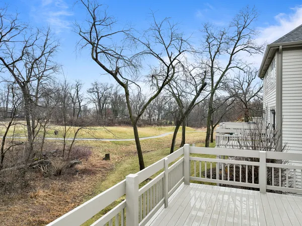 $415,000 | 1731 Woodland Circle, Unit 1226, Geneva, WI 53147