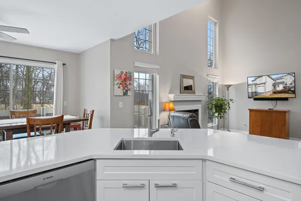 $415,000 | 1731 Woodland Circle, Unit 1226, Geneva, WI 53147