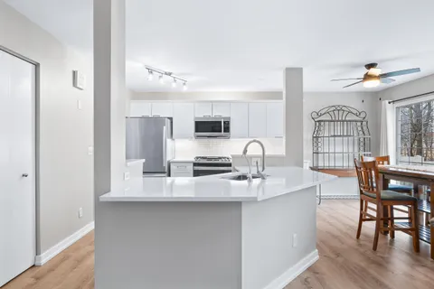 $415,000 | 1731 Woodland Circle, Unit 1226, Geneva, WI 53147