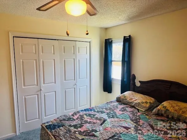 $330,000 | 200 Dartcrest Drive, Hendersonville, NC 28792
