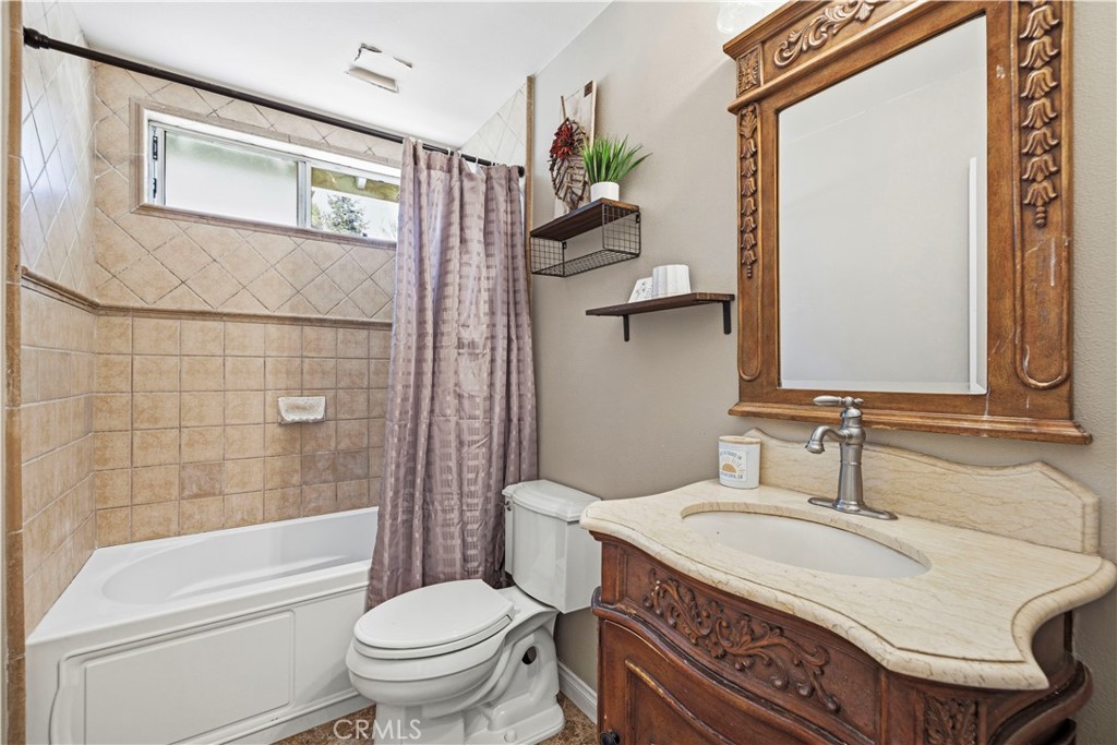 28221 Branch Road Castaic, CA 91384 - Photo 18 of 26