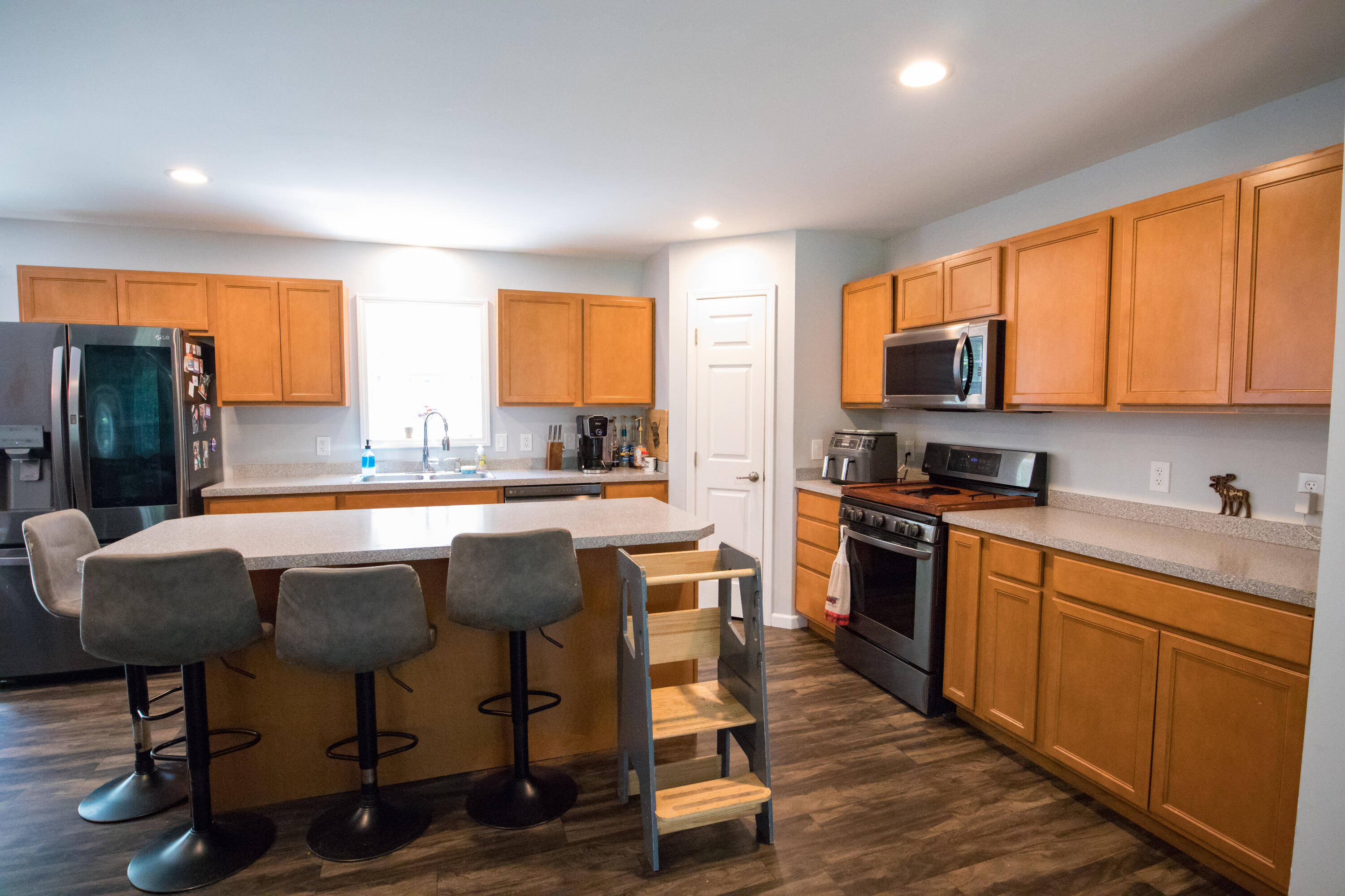129 Elm Street Springvale, ME 04083 - Photo 7 of 30