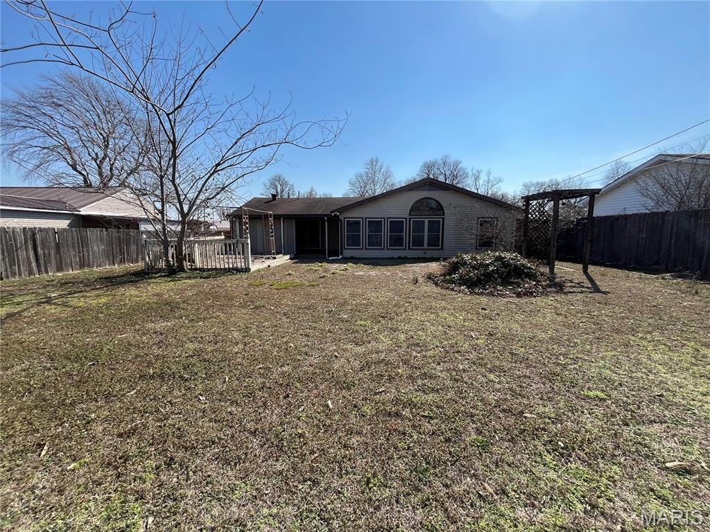 1506 George Street Kennett, MO 63857 - Photo 9 of 24