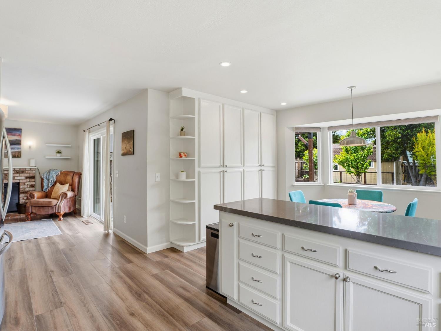 2787 Royal Oak Place Santa Rosa, CA 95403 - Photo 11 of 37