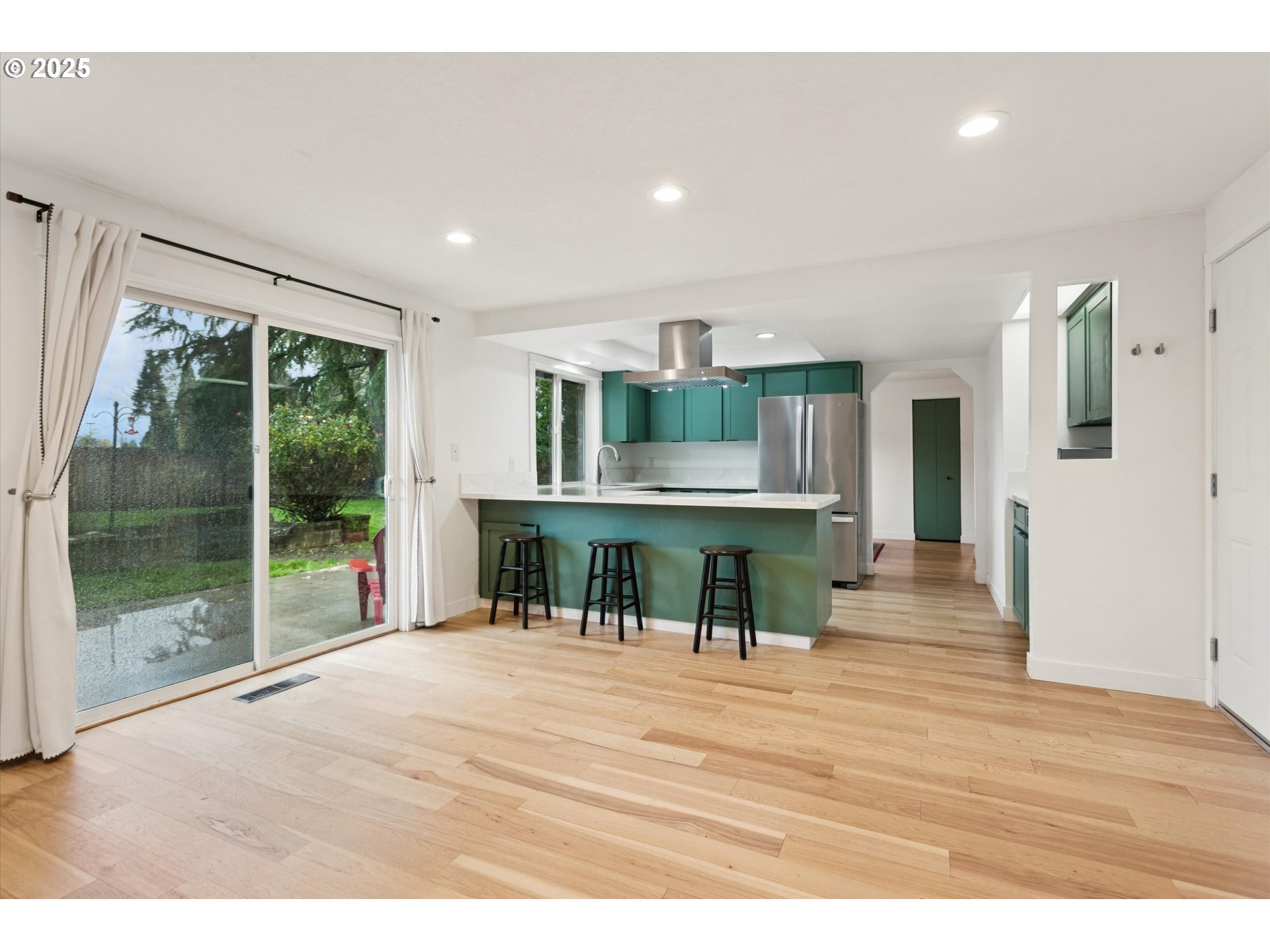 18800 Southwest Sandra Lane Beaverton, OR 97003 - Photo 21 of 41