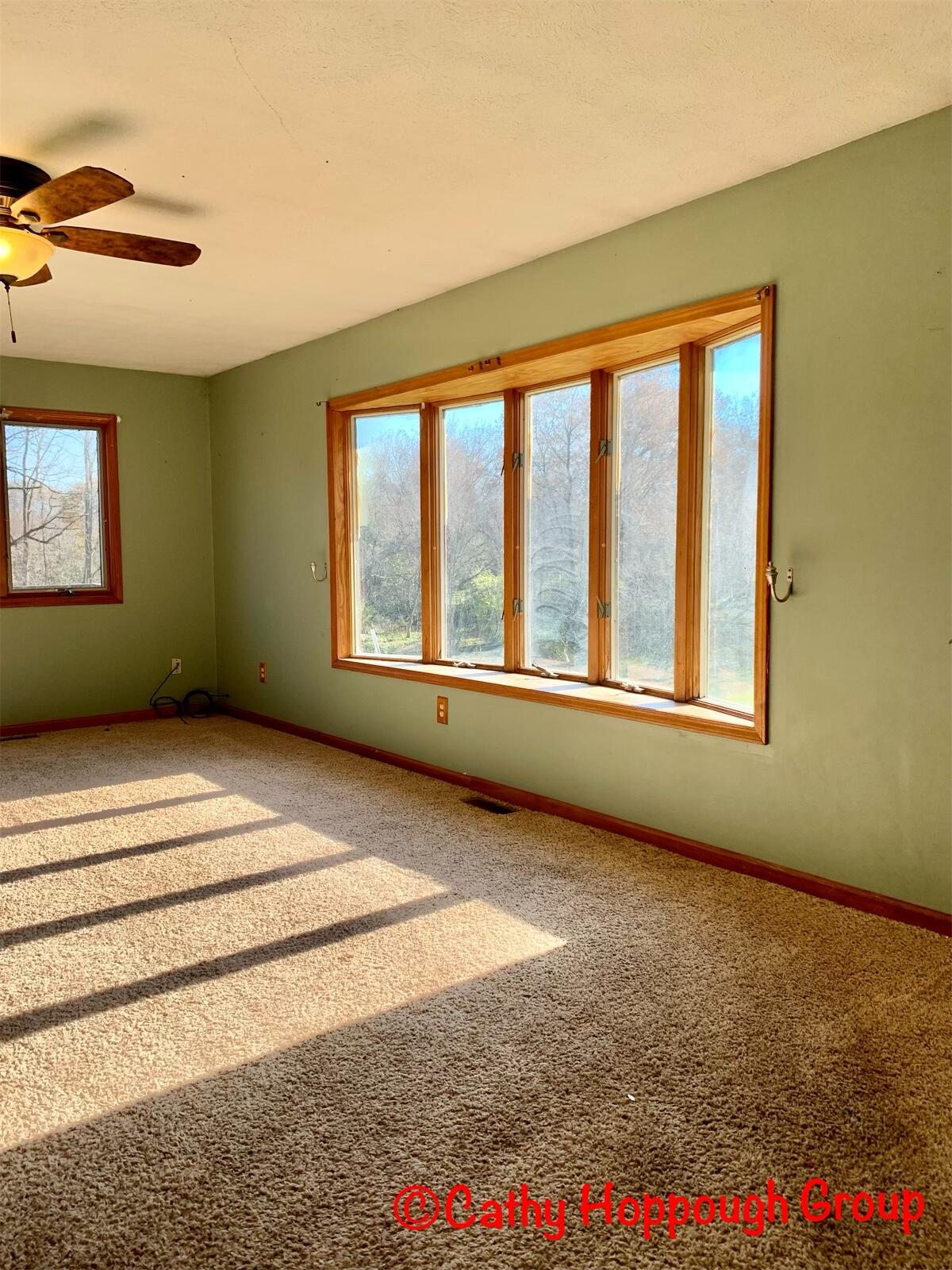 1563 Guernsey Road Lyons, MI 48851 - Photo 11 of 36 67707494-AEB4-4D34-BA41-BB0950481AF6