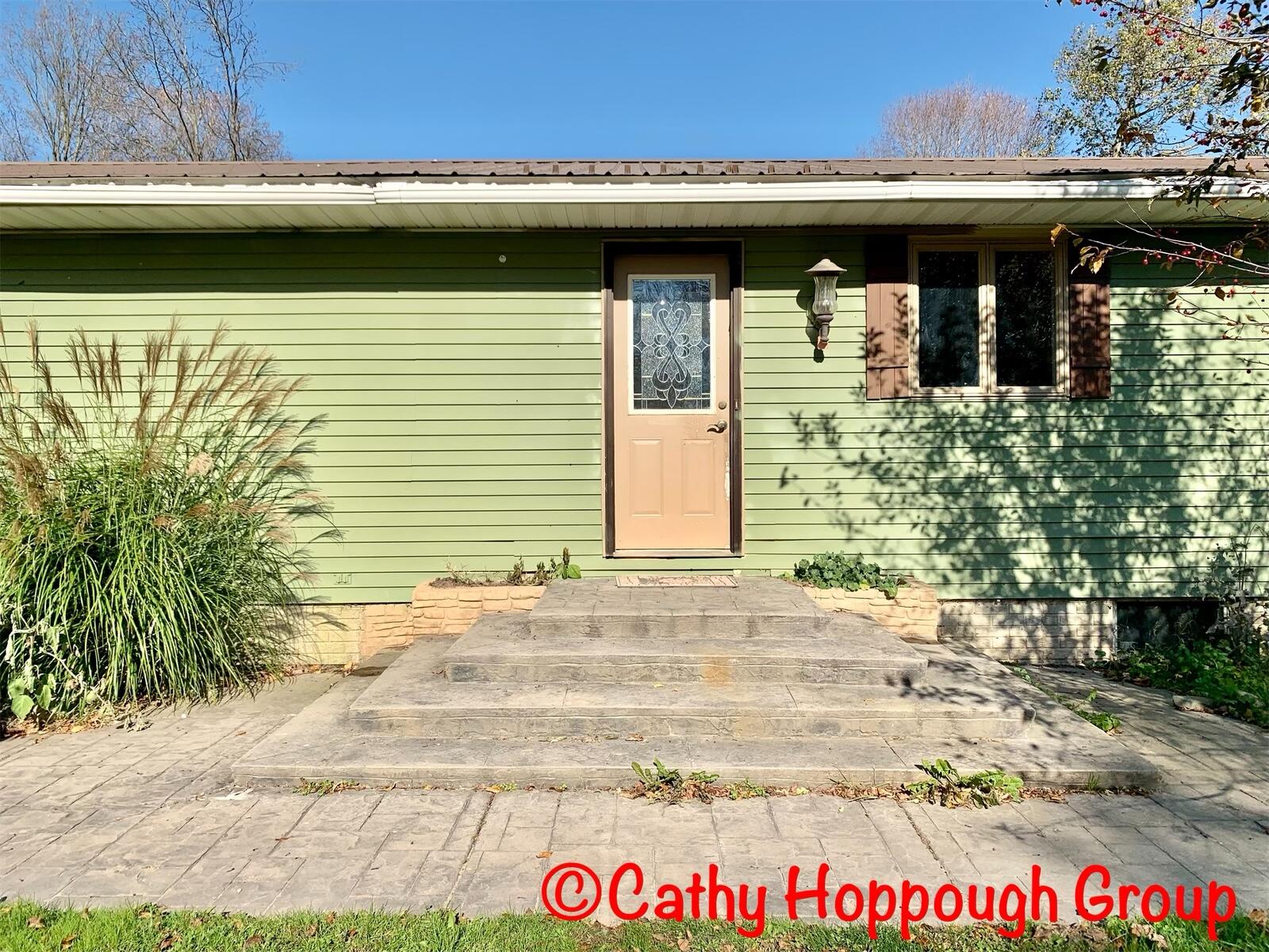 1563 Guernsey Road Lyons, MI 48851 - Photo 3 of 36 E9DA60F5-6832-4722-825B-AC1DD456A4A6