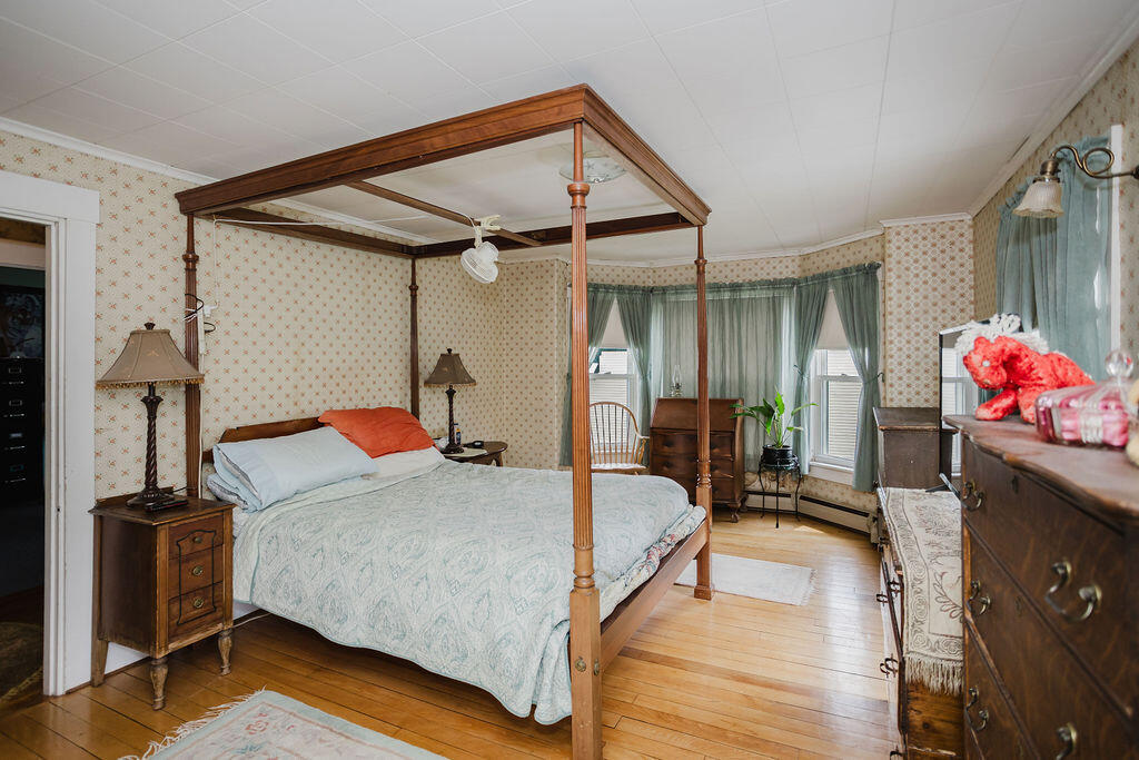 77 Main Street New Sharon, ME 04955 - Photo 27 of 70 taylor-kaminsky-photo-48
