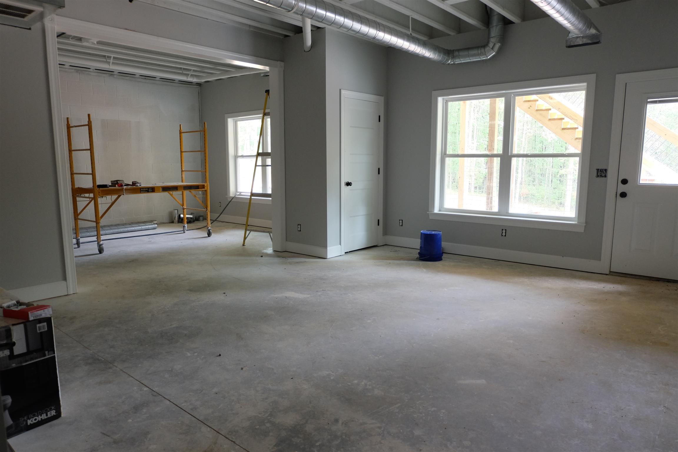 753 Billy Wynn Road Dickson, TN 37055 - Photo 16 of 22 an empty room with windows
