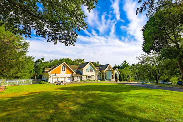 $6,550,000 | 2 High Point Terrace, Scarsdale, NY 10583