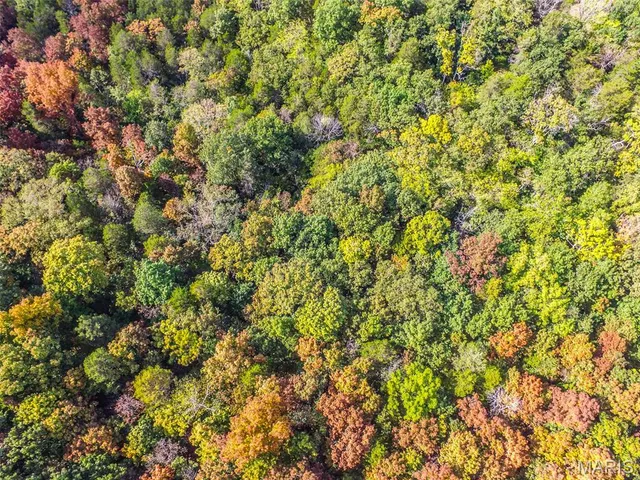 $150,000 | 6302 Upper Byrnes Mill Road, Byrnes Mill, MO 63051