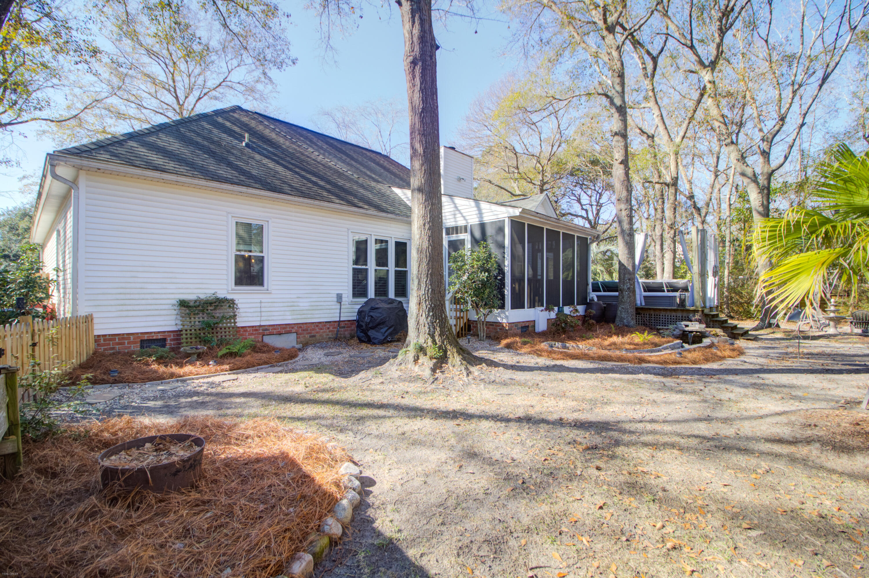2044 Hallahan Court Mount Pleasant, SC 29464 - Photo 37 of 45 2044 Hallahan -Tidalcreekphoto- (46)