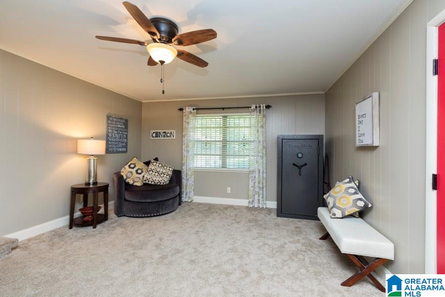 917 Pinewood Avenue Bessemer, AL 35023 - Photo 13 of 31