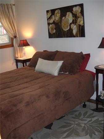 6 Neck Hill Road Mendon, MA 01756 - Photo 21 of 30 Gallery Image 21