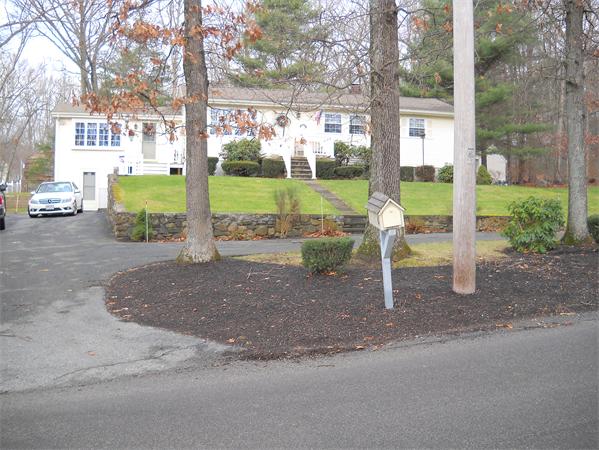 6 Neck Hill Road Mendon, MA 01756 - Photo 4 of 30 Gallery Image 4