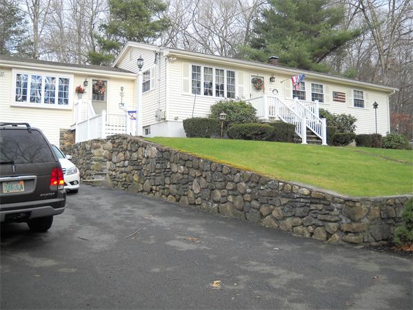 6 Neck Hill Road Mendon, MA 01756 - Photo 5 of 30 Gallery Image 5