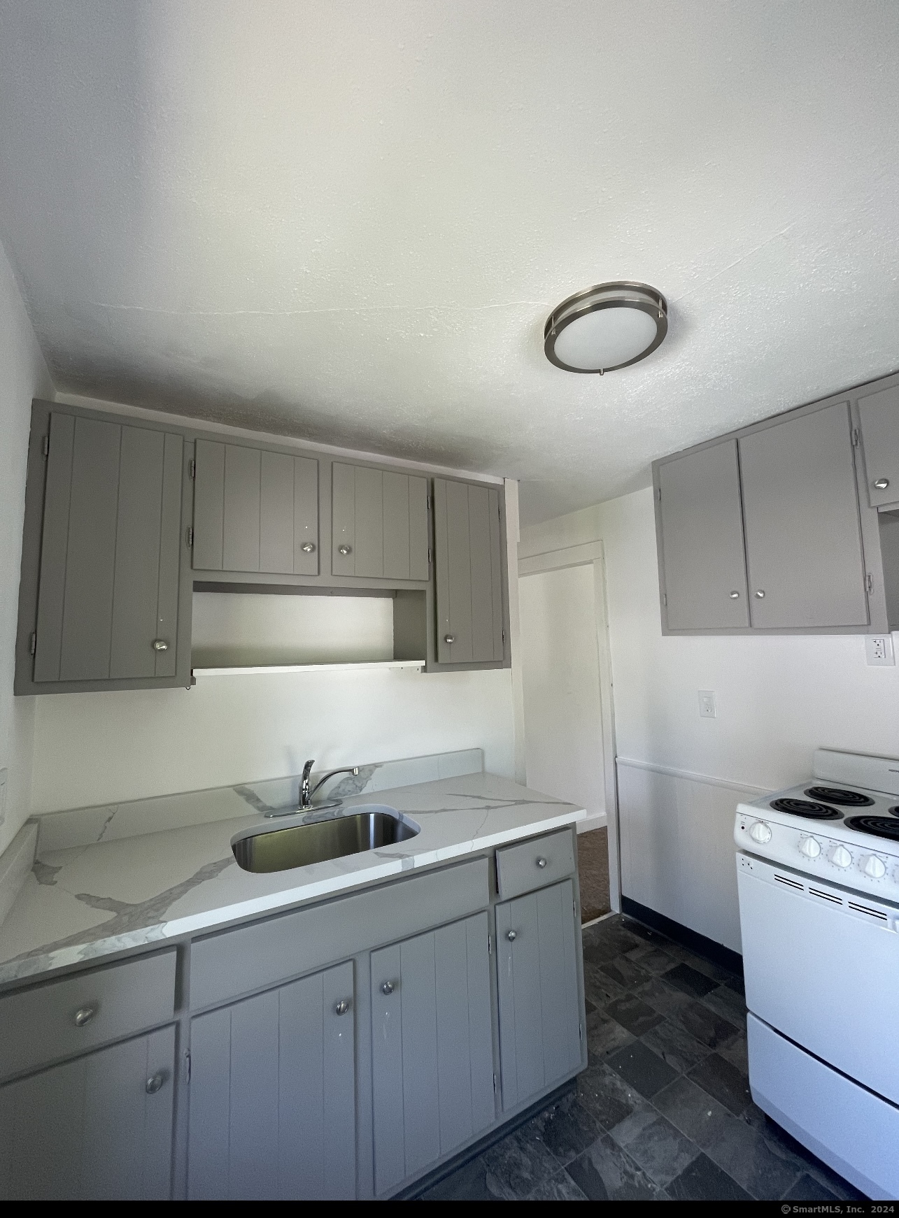 38 Neumann Street, Unit 2 Naugatuck, CT 06770 - Photo 1 of 1