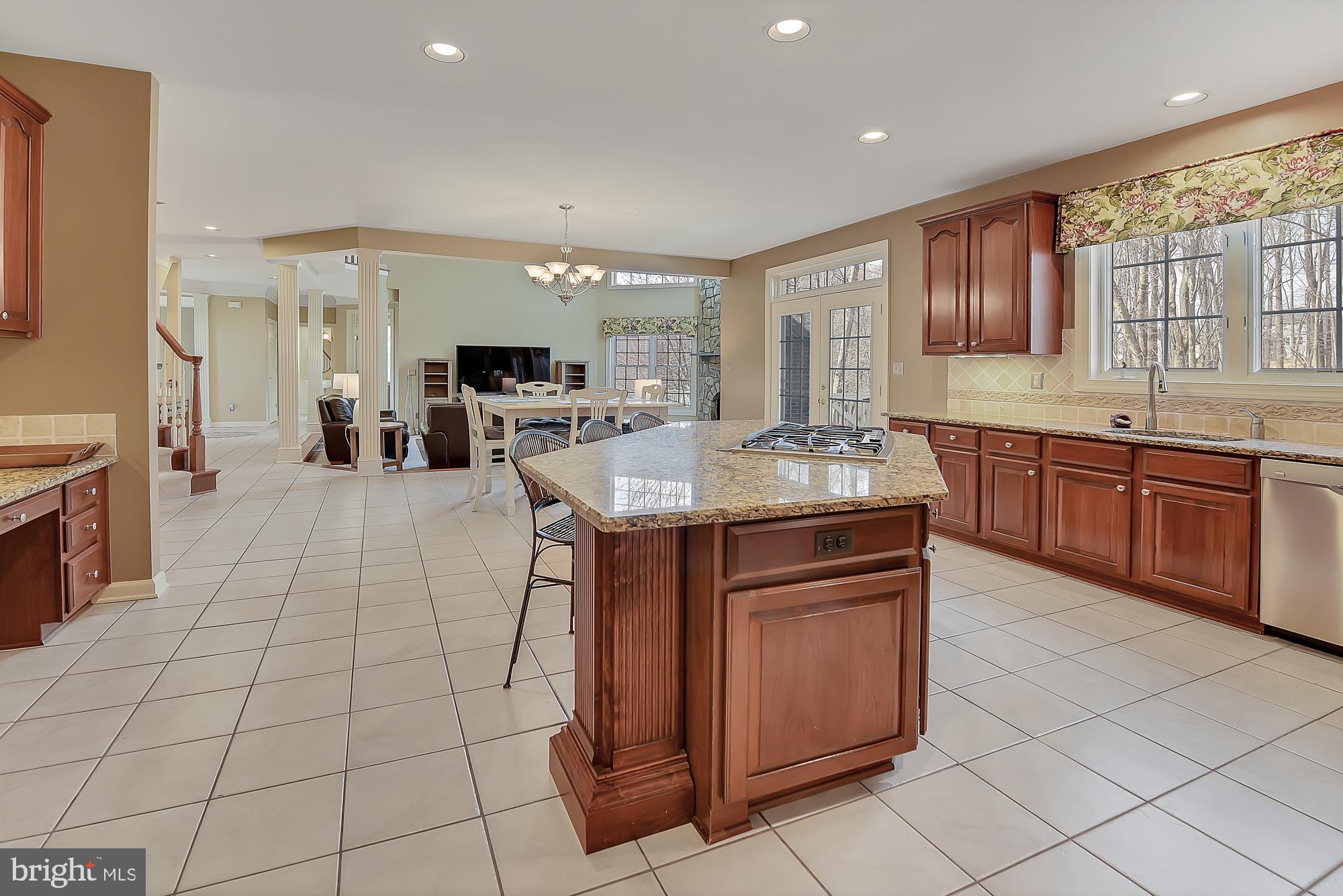 22 Hackett Court Poolesville, MD 20837 - Photo 20 of 54 Great sight lines into great room!