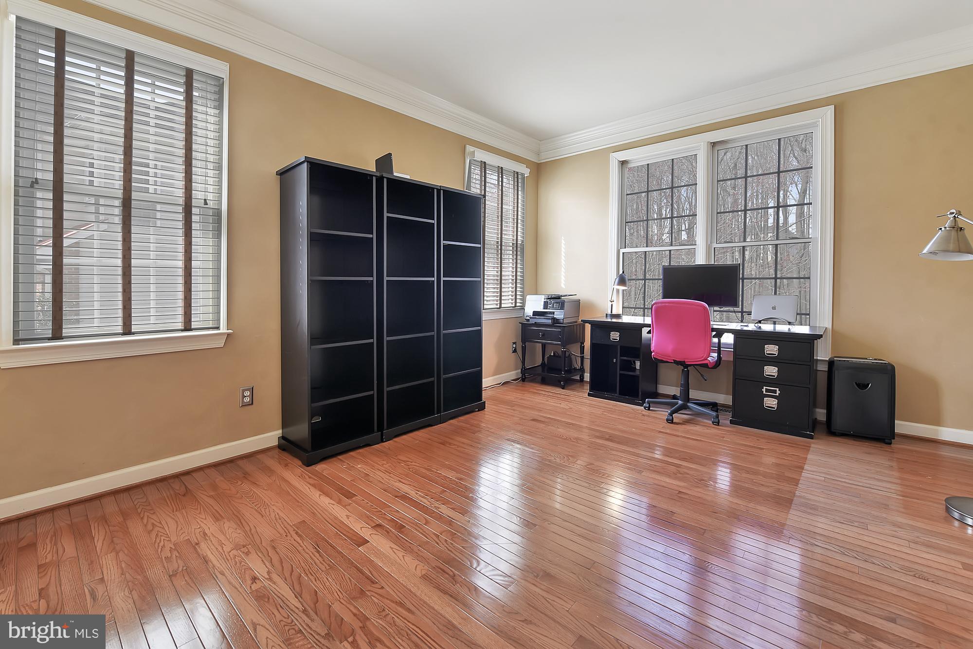 22 Hackett Court Poolesville, MD 20837 - Photo 27 of 54 Private office with hardwoods