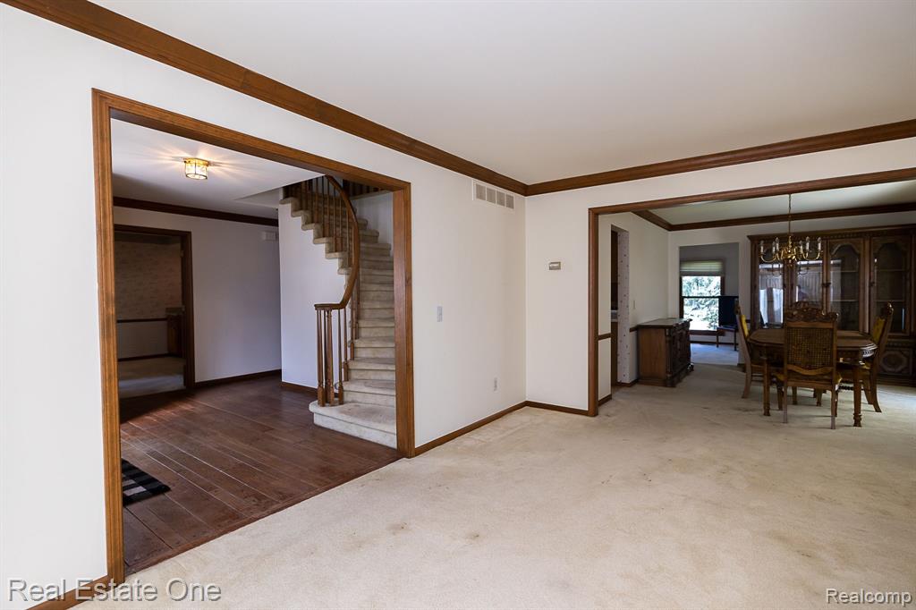 3193 Salem Drive Rochester Hills, MI 48306 - Photo 14 of 47