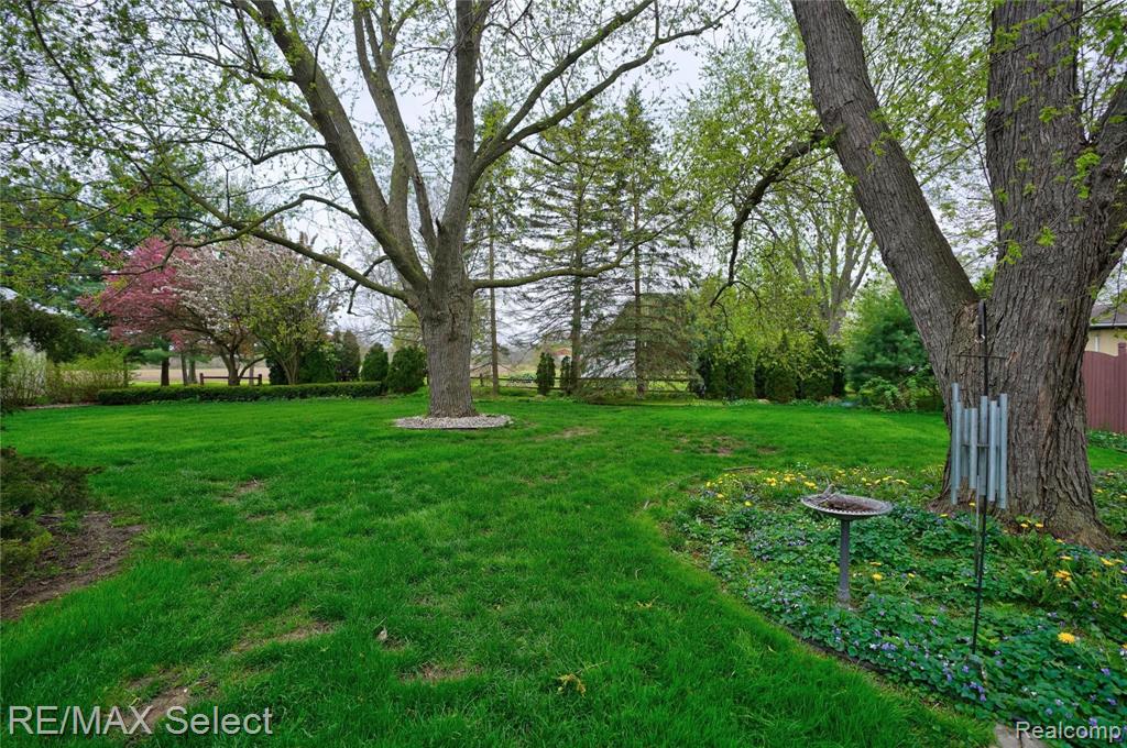 2120 Elms Road Swartz Creek, MI 48473 - Photo 9 of 49