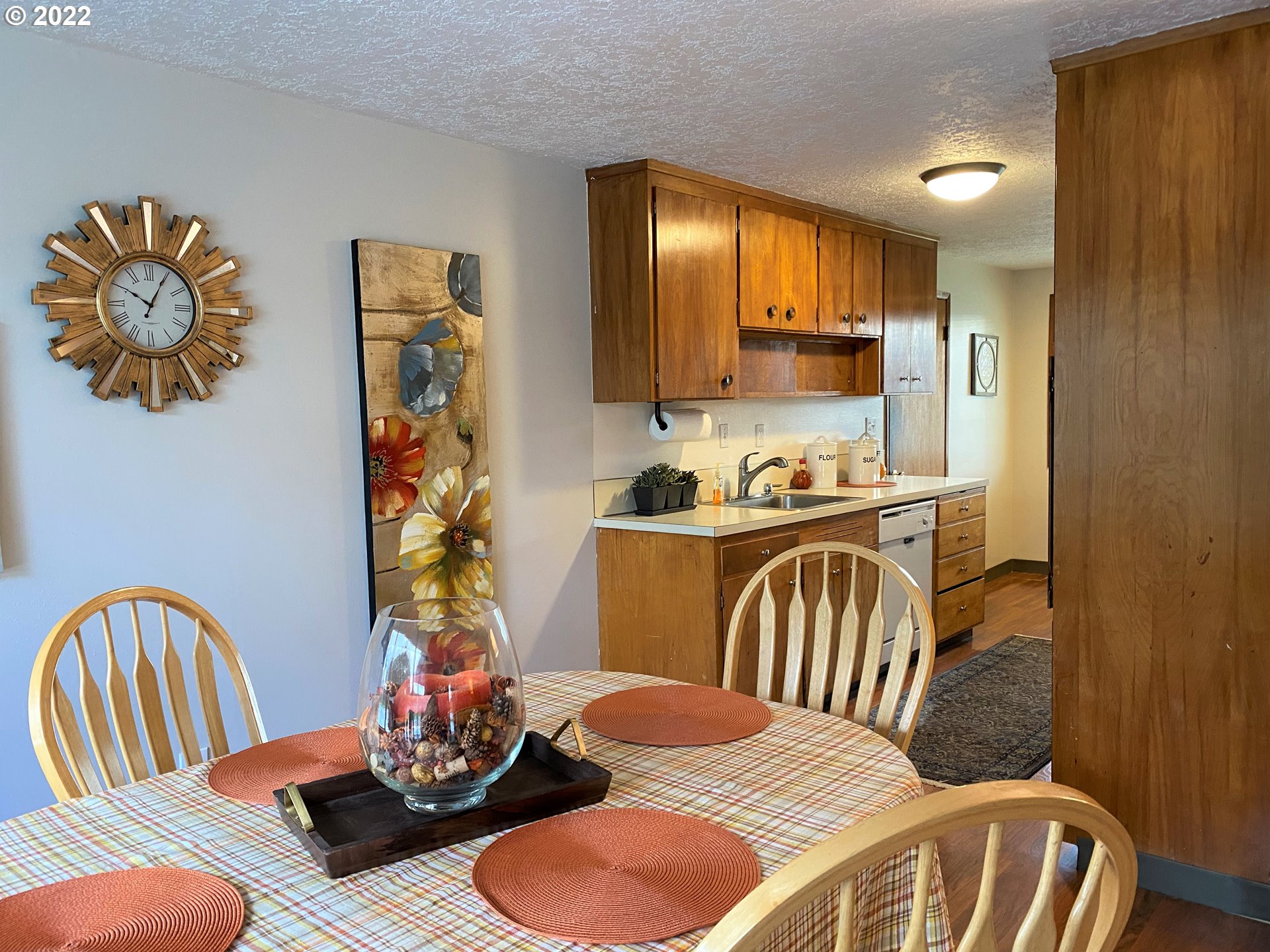 7708 Northeast Burton Road Vancouver, WA 98662 - Photo 10 of 19