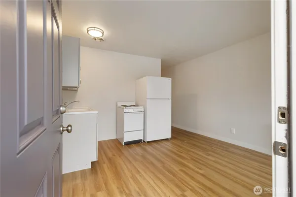 $1,625,000 | 7618 Greenwood Avenue North, Seattle, WA 98103