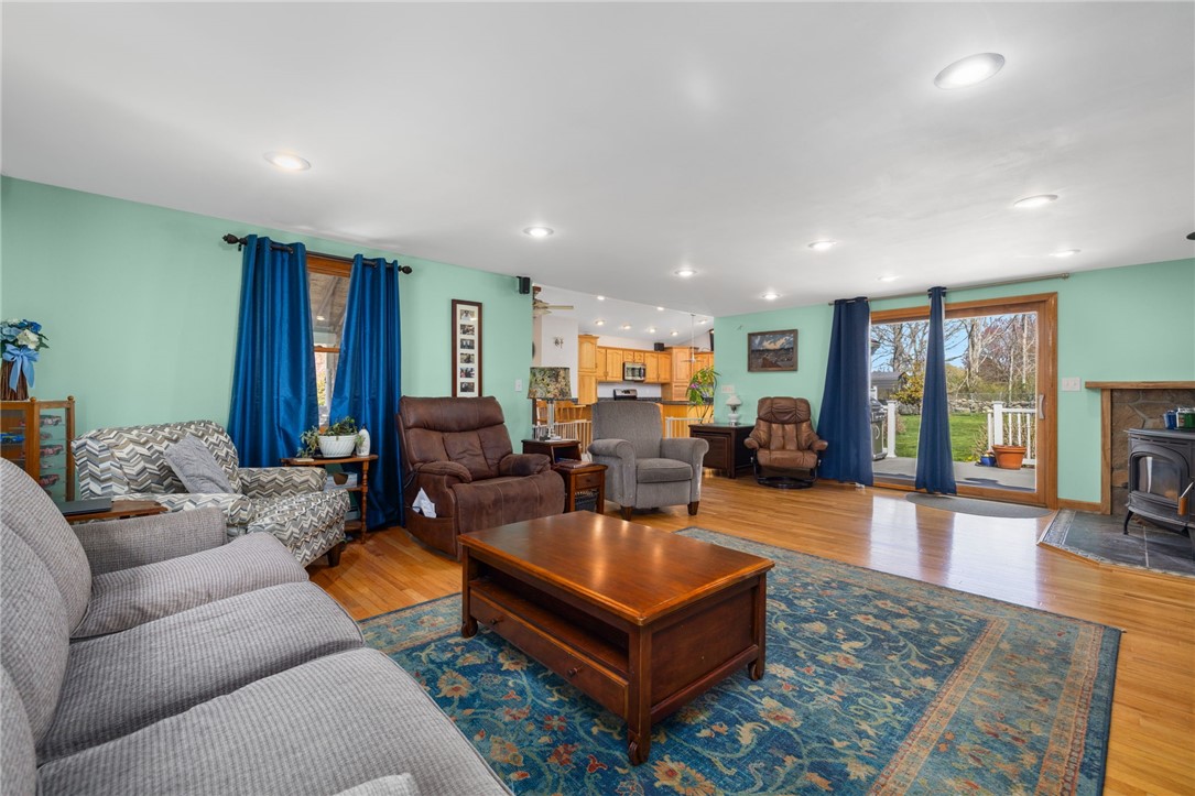 418 Long Highway Little Compton, RI 02837 - Photo 11 of 32